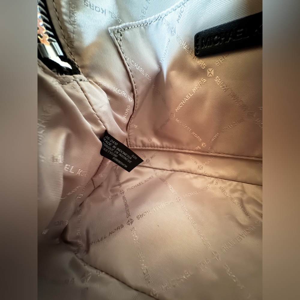 Michael Kors Jet Set Travel Dome Shoulder Crossbody Bag MK Green Multi - Picture 9 of 15